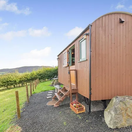 1 Bed In Keswick Oc-f33118